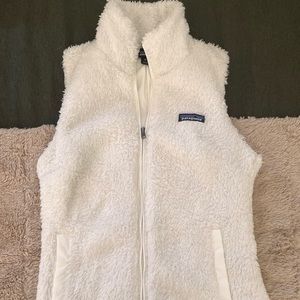 New white shearling Patagonia vest